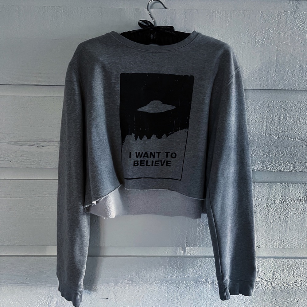 Cropped sweater